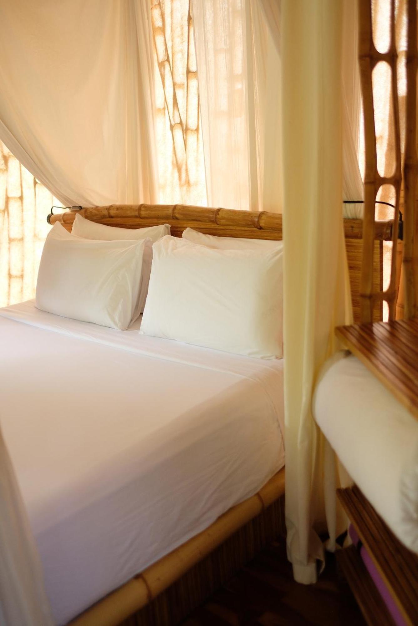 Maringi Sumba By The Sumba Hospitality Foundation Waikelo Eksteriør billede