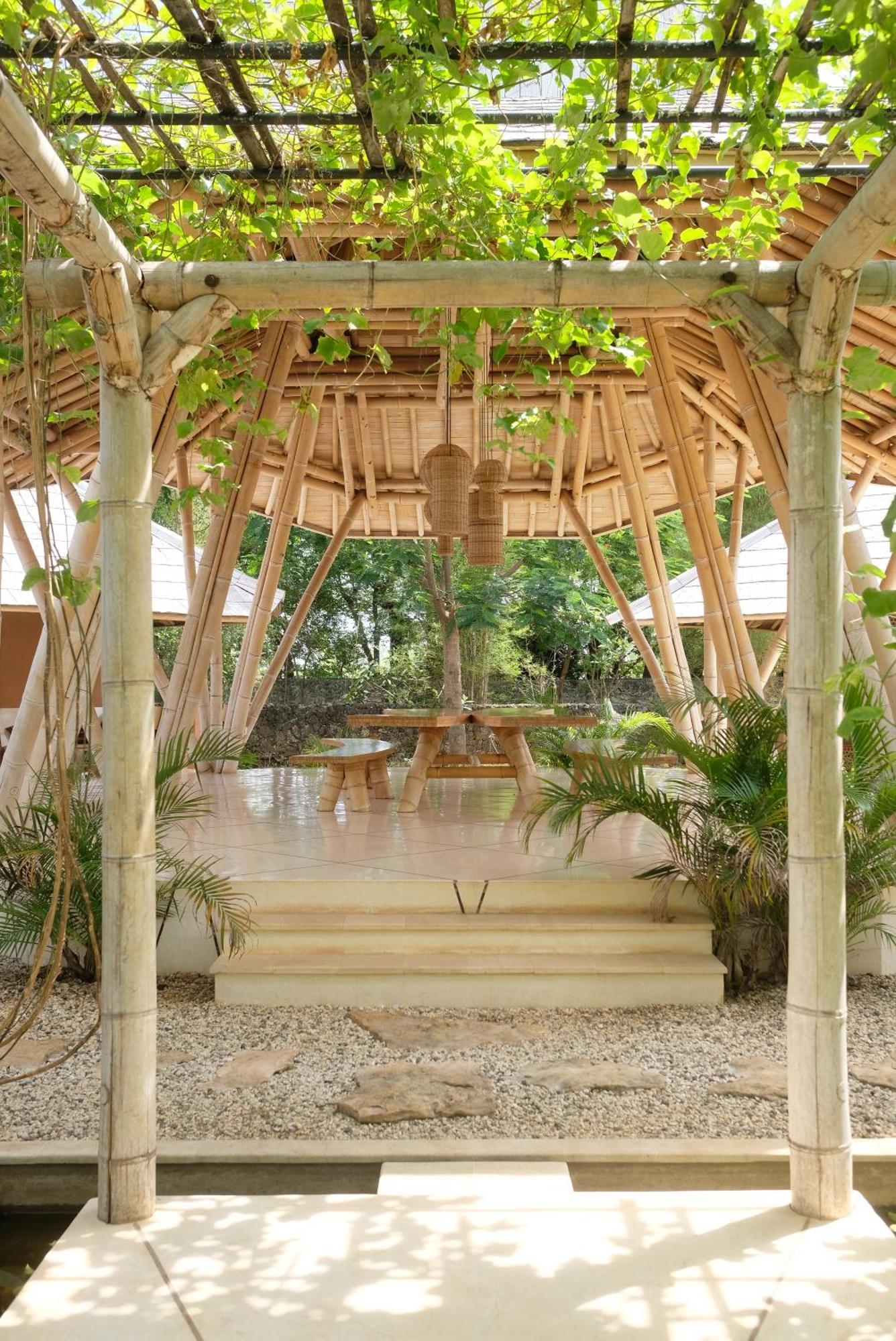 Maringi Sumba By The Sumba Hospitality Foundation Waikelo Eksteriør billede
